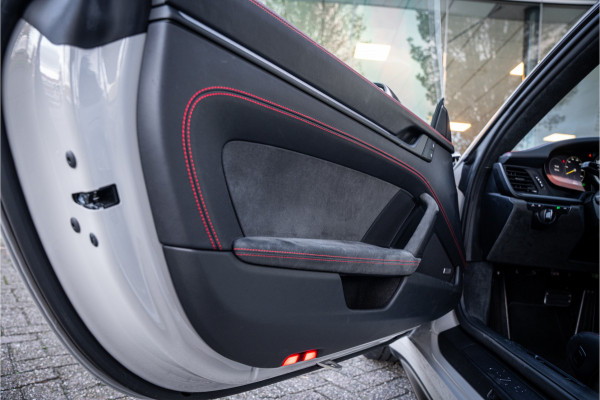 Porsche 911 4.0 GT3 ** Clubsport ** PPF ** PCCB ** Lift ** Carbon Dak ** PTV Plus ** 4-wiel sturing NP 295K ** NL geleverd ** NAP