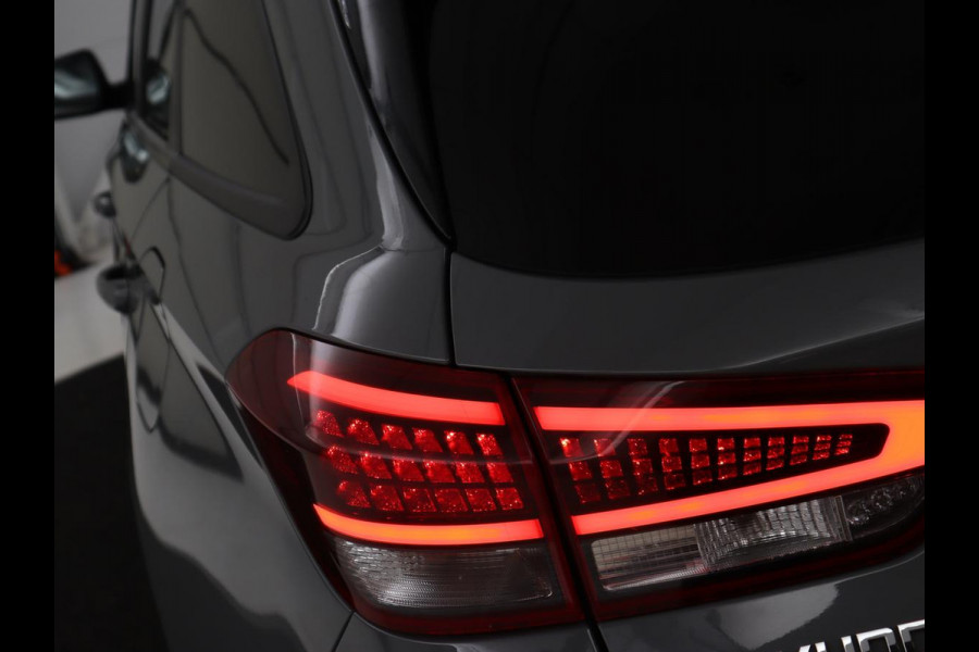 Hyundai i30 1.5 T-GDi MHEV N Line | Trekhaak | Sportstoelen | Stoelverwarming | Full LED | Carplay | Camera | Leder/Alcantara | Memory | Keyless | Climate control