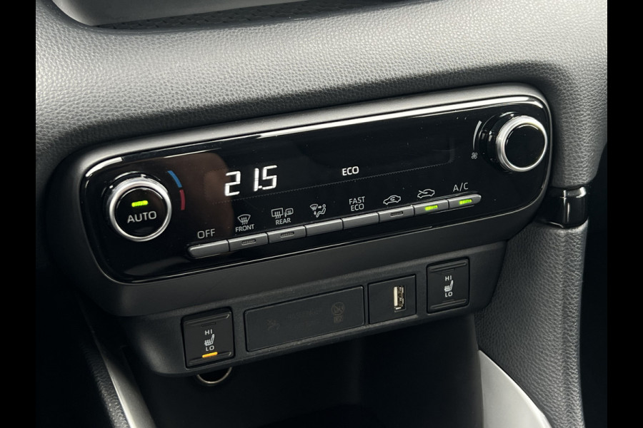 Toyota Yaris 1.5 Hybrid Dynamic | Trekhaak | LED | ACC | Stoelverwarming | Camera