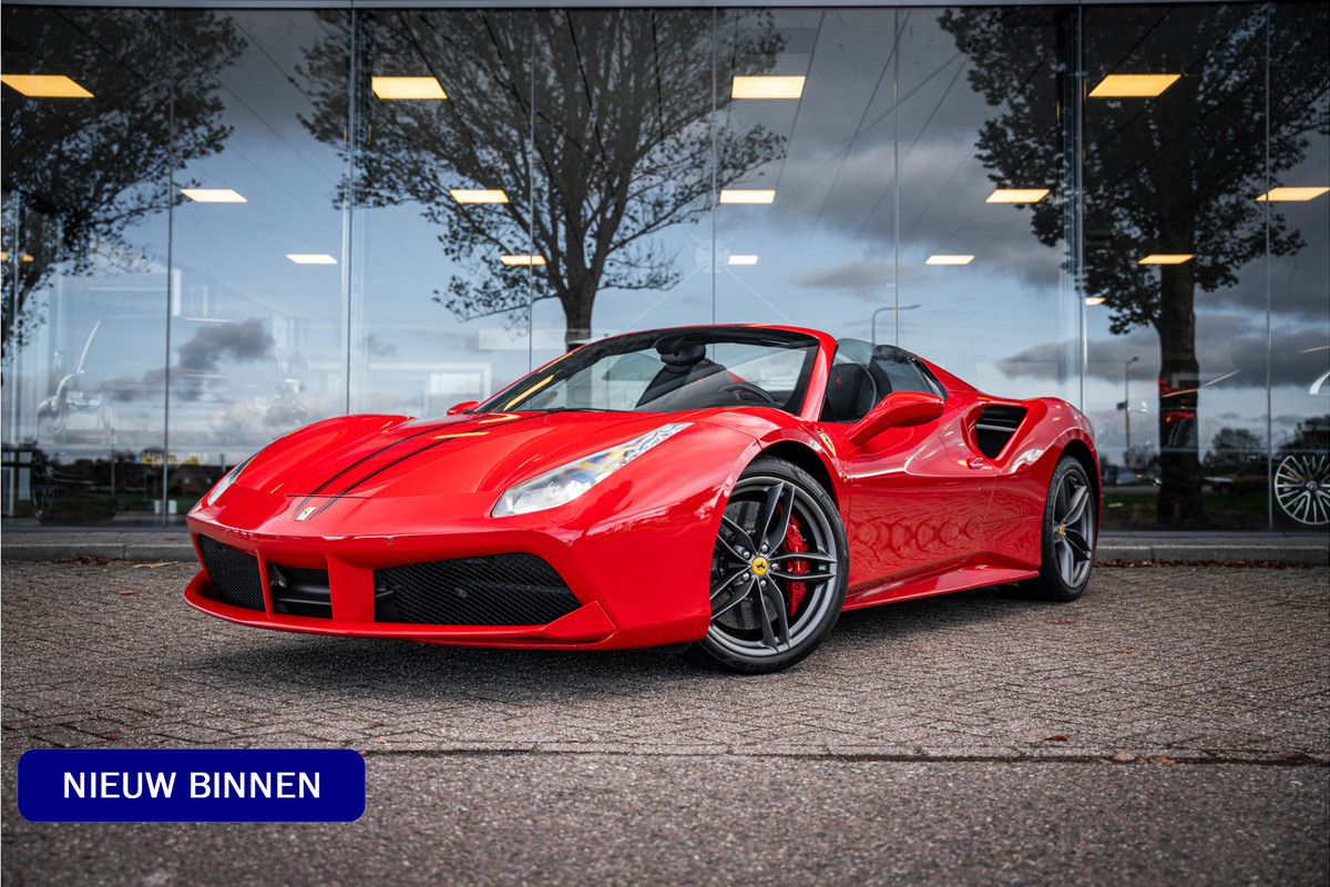 Ferrari 488 3.9 Spider HELE ** NL geleverd ** Atelier ** Carbon ** Titanium Exhaust ** 360 Camera ** Scuderia Shields ** NAP!