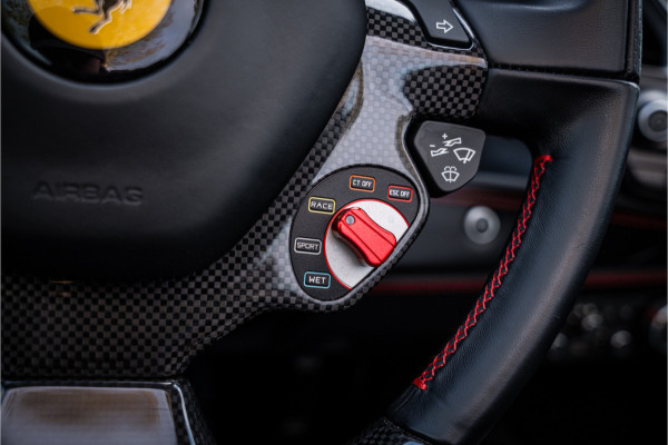Ferrari 488 3.9 Spider HELE ** NL geleverd ** Atelier ** Carbon ** Titanium Exhaust ** 360 Camera ** Scuderia Shields ** NAP!