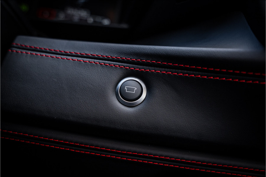 Ferrari 488 3.9 Spider HELE ** NL geleverd ** Atelier ** Carbon ** Titanium Exhaust ** 360 Camera ** Scuderia Shields ** NAP!