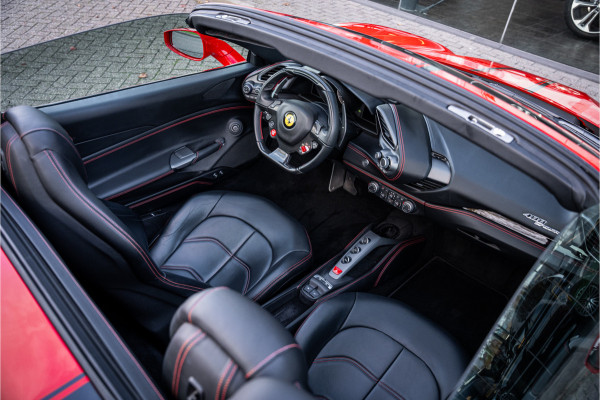Ferrari 488 3.9 Spider HELE ** NL geleverd ** Atelier ** Carbon ** Titanium Exhaust ** 360 Camera ** Scuderia Shields ** NAP!