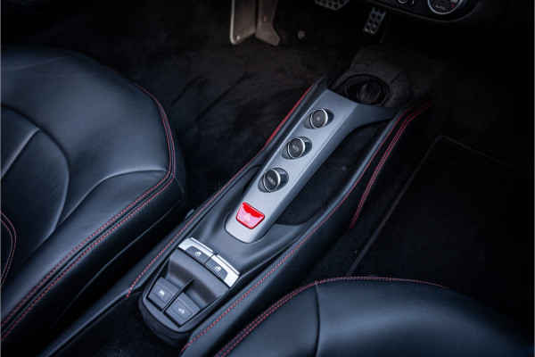 Ferrari 488 3.9 Spider HELE ** NL geleverd ** Atelier ** Carbon ** Titanium Exhaust ** 360 Camera ** Scuderia Shields ** NAP!