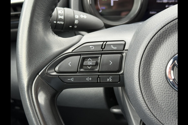 Toyota Yaris 1.5 Hybrid Executive | Trekhaak | CarPlay | ACC | Camera | LED | Keyless
