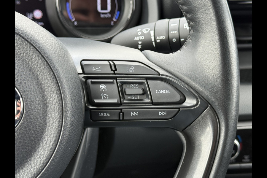 Toyota Yaris 1.5 Hybrid Executive | Trekhaak | CarPlay | ACC | Camera | LED | Keyless