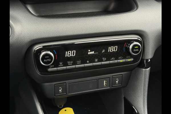 Toyota Yaris 1.5 Hybrid Executive | Trekhaak | CarPlay | ACC | Camera | LED | Keyless