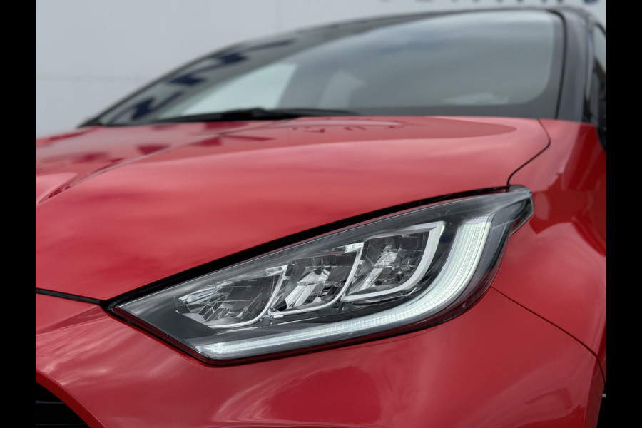 Toyota Yaris 1.5 Hybrid Executive | Trekhaak | CarPlay | ACC | Camera | LED | Keyless