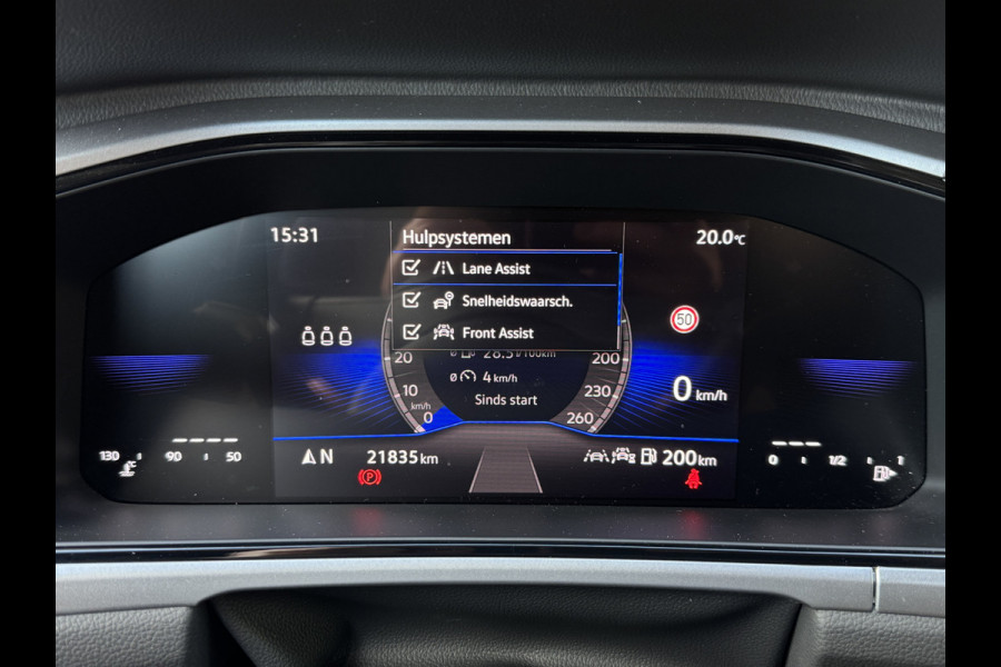 Volkswagen T-Roc TSI 115PK LIFE NAVI/PDC/CARPLAY