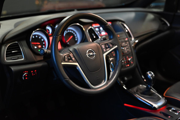 Opel Cascada 1.4 Turbo ecoFLEX Innovation - Navigatie - Bluetooth - Cruise Control -