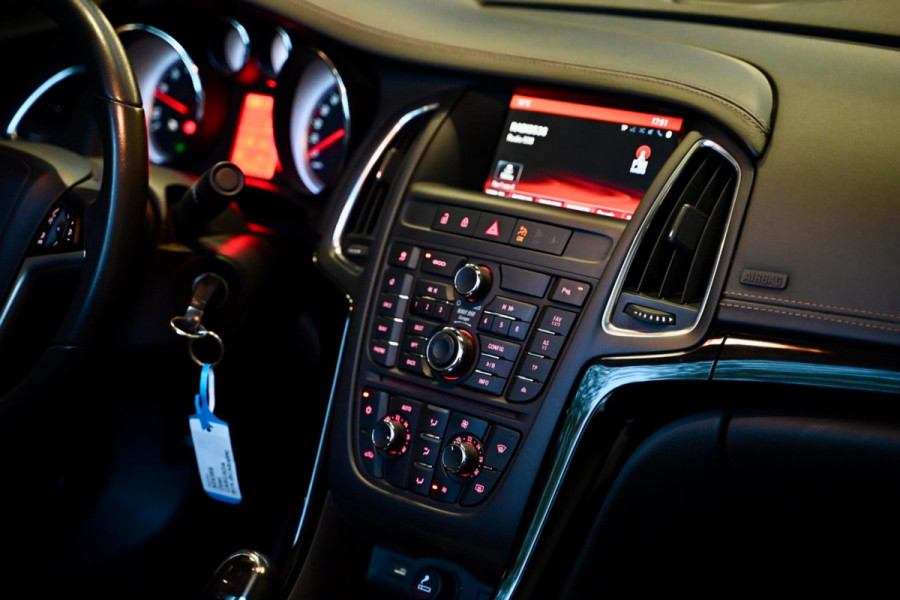 Opel Cascada 1.4 Turbo ecoFLEX Innovation - Navigatie - Bluetooth - Cruise Control -