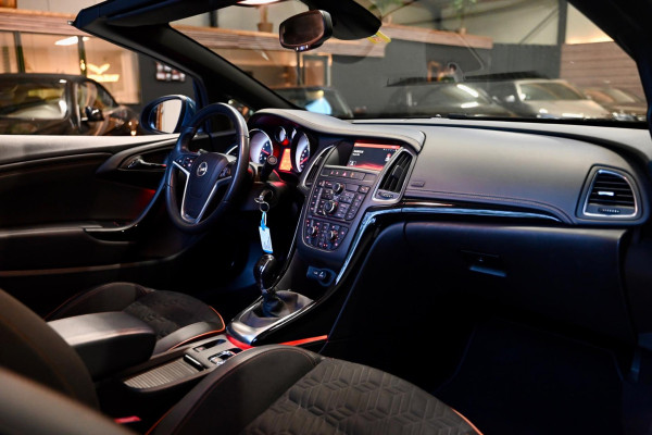 Opel Cascada 1.4 Turbo ecoFLEX Innovation - Navigatie - Bluetooth - Cruise Control -