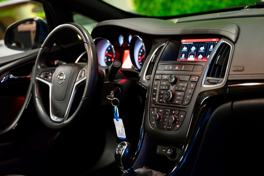 Opel Cascada 1.4 Turbo ecoFLEX Innovation - Navigatie - Bluetooth - Cruise Control -