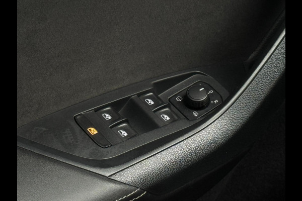 Škoda Kodiaq 1.5 TSI SPORTLINE Business 7 persoons, achteruitrijcamera,luxe uitvoering, nl auto met nap