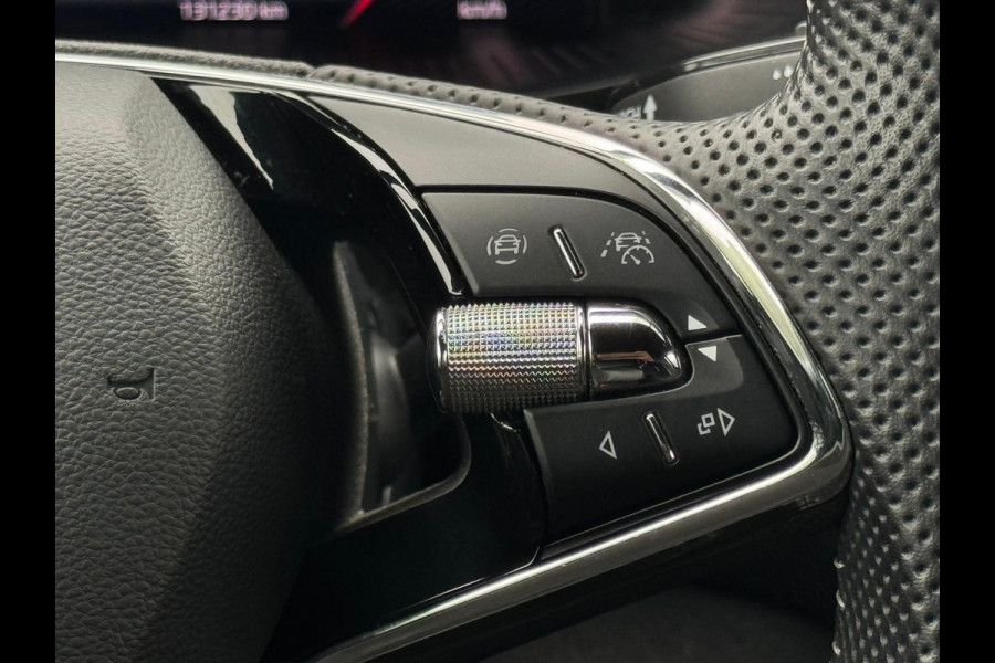 Škoda Kodiaq 1.5 TSI SPORTLINE Business 7 persoons, achteruitrijcamera,luxe uitvoering, nl auto met nap