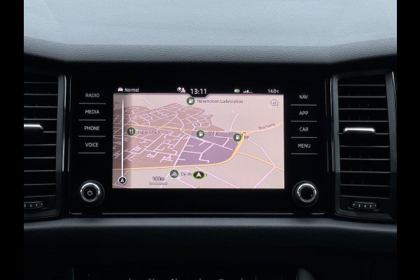 Škoda Kodiaq 1.5 TSI SPORTLINE Business 7 persoons, achteruitrijcamera,luxe uitvoering, nl auto met nap