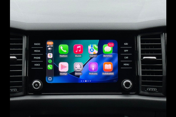 Škoda Kodiaq 1.5 TSI SPORTLINE Business 7 persoons, achteruitrijcamera,luxe uitvoering, nl auto met nap