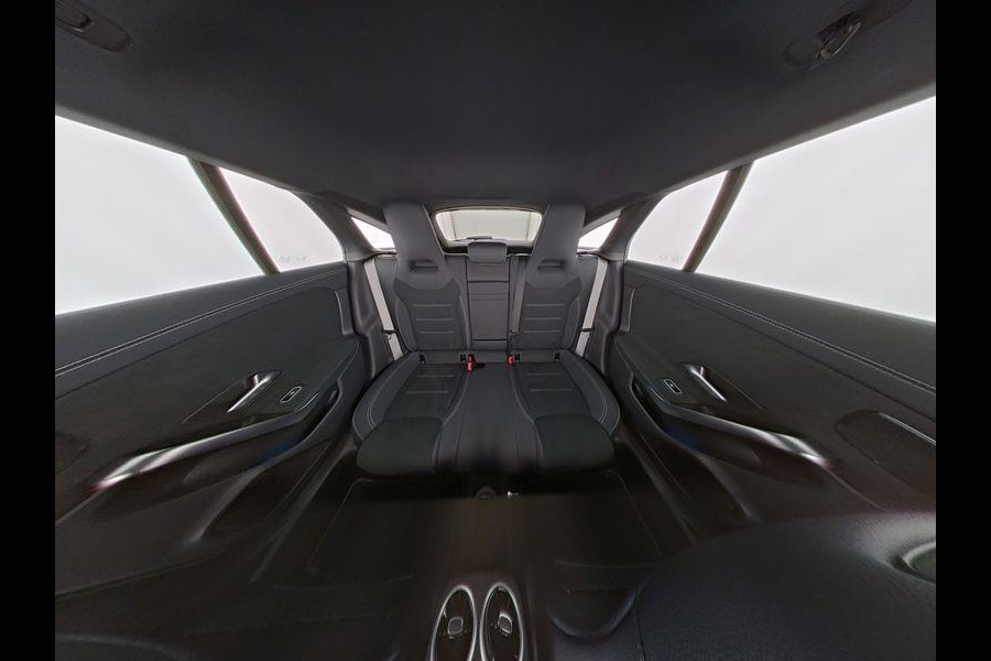 Mercedes-Benz CLA-Klasse Shooting Brake 250 e AMG Line / ACC / Memory / Head Up / Elek Stoelen / 360 Camera / Lane Assist / 19 Inc