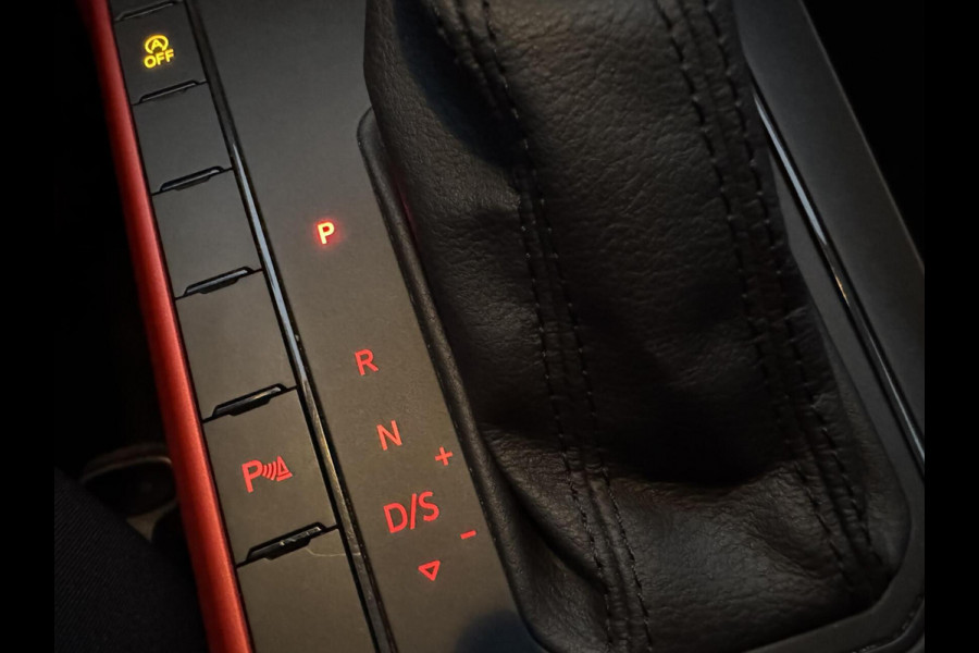 Volkswagen Polo 1.0 TSI 95pk Join DSG Led CarPlay ACC Camera Garantie