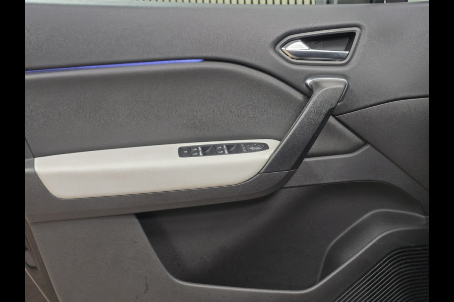 Renault Captur 1.6 E-Tech Plug-in Hybrid 160 Intens CAMERA PARKEERSENSOREN VOOR EN ACHTER STOELVERWARMING CRUISE CONTROL NAVI