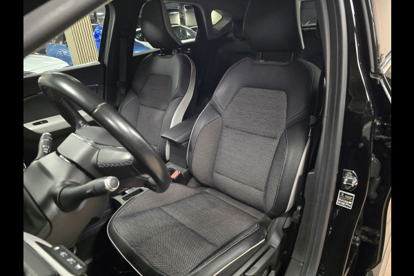 Renault Captur 1.6 E-Tech Plug-in Hybrid 160 Intens CAMERA PARKEERSENSOREN VOOR EN ACHTER STOELVERWARMING CRUISE CONTROL NAVI