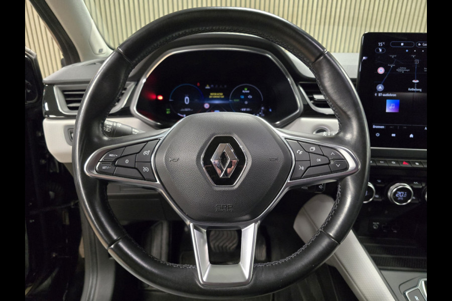 Renault Captur 1.6 E-Tech Plug-in Hybrid 160 Intens CAMERA PARKEERSENSOREN VOOR EN ACHTER STOELVERWARMING CRUISE CONTROL NAVI
