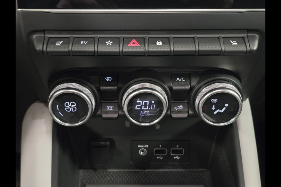 Renault Captur 1.6 E-Tech Plug-in Hybrid 160 Intens CAMERA PARKEERSENSOREN VOOR EN ACHTER STOELVERWARMING CRUISE CONTROL NAVI