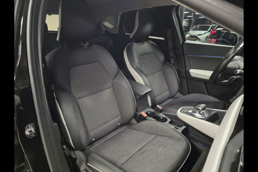 Renault Captur 1.6 E-Tech Plug-in Hybrid 160 Intens CAMERA PARKEERSENSOREN VOOR EN ACHTER STOELVERWARMING CRUISE CONTROL NAVI