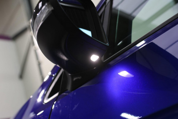 Volkswagen Golf 2.0 TSI 4Motion R *Akra*Pano*DCC*Dynaudio*Camera*