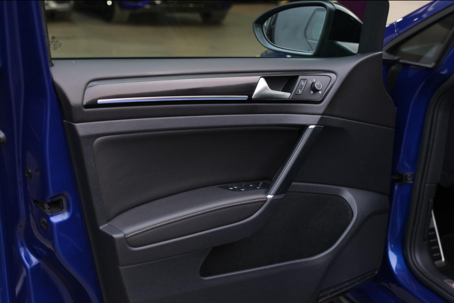 Volkswagen Golf 2.0 TSI 4Motion R *Akra*Pano*DCC*Dynaudio*Camera*