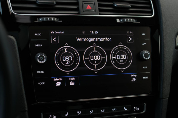 Volkswagen Golf 2.0 TSI 4Motion R *Akra*Pano*DCC*Dynaudio*Camera*