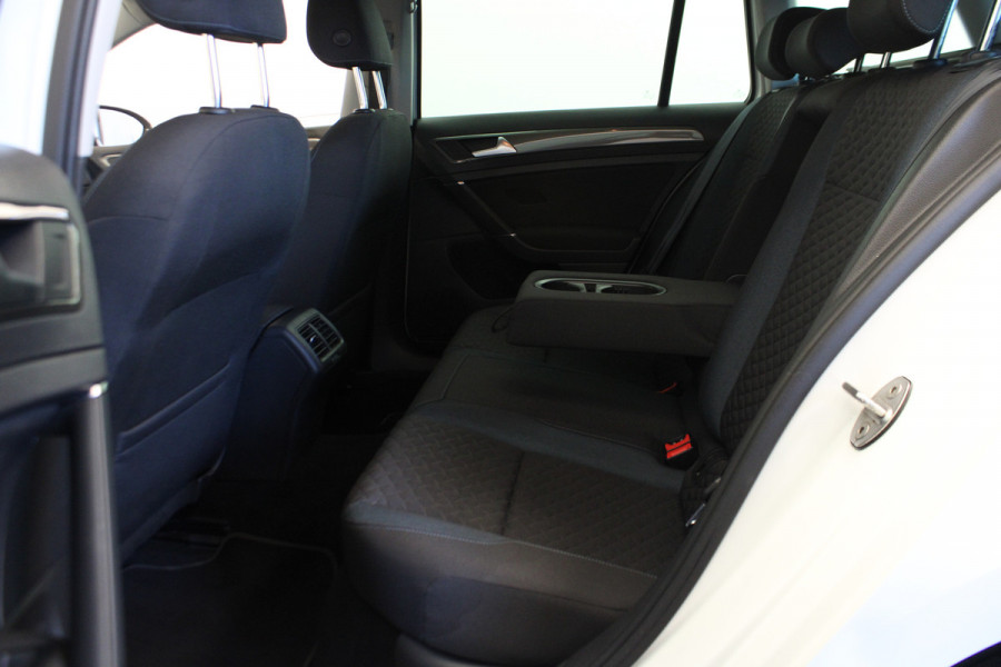 Volkswagen GOLF Variant 1.6 TDI Comfortline |Camera|Carplay|Trekhaak|