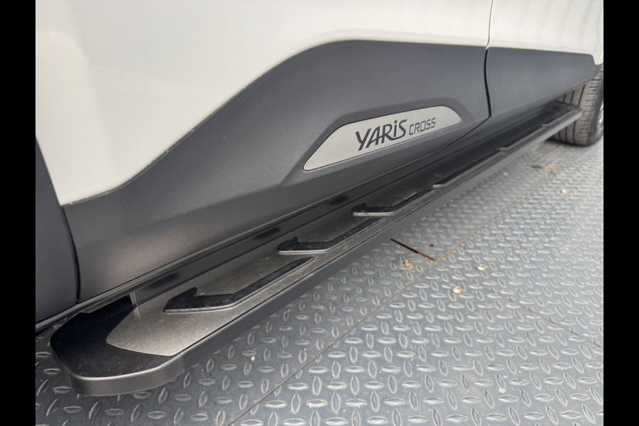 Toyota Yaris Cross 1.5 Hybrid Adventure | Treeplanken | Head-up | BSM | Rijklaar!!