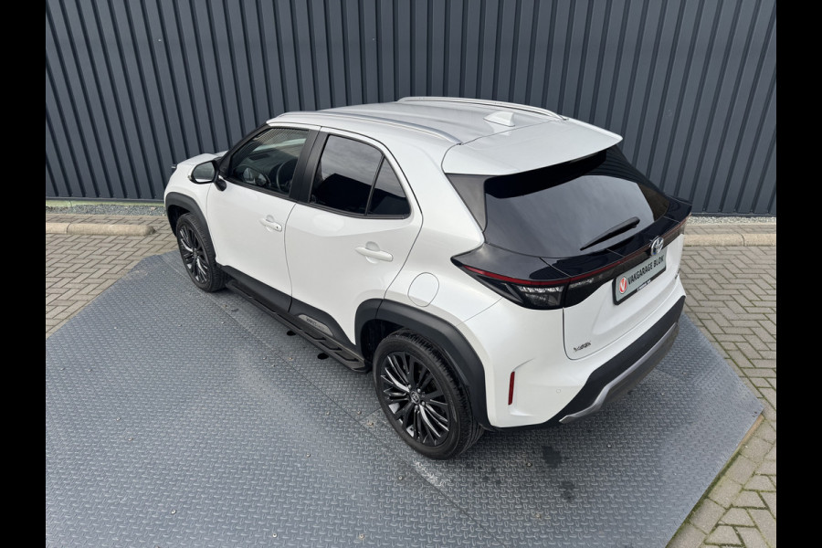 Toyota Yaris Cross 1.5 Hybrid Adventure | Treeplanken | Head-up | BSM | Rijklaar!!