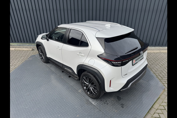 Toyota Yaris Cross 1.5 Hybrid Adventure | Treeplanken | Head-up | BSM | Rijklaar!!