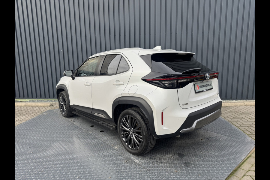 Toyota Yaris Cross 1.5 Hybrid Adventure | Treeplanken | Head-up | BSM | Rijklaar!!