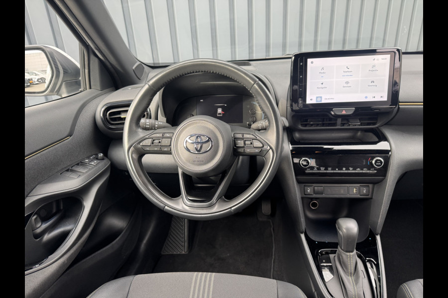 Toyota Yaris Cross 1.5 Hybrid Adventure | Treeplanken | Head-up | BSM | Rijklaar!!