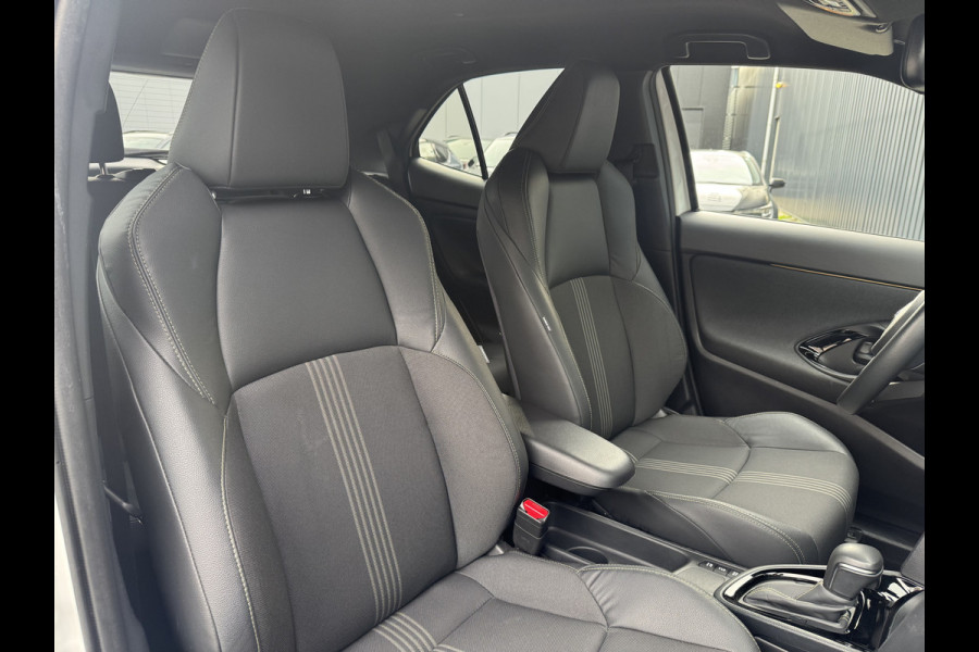 Toyota Yaris Cross 1.5 Hybrid Adventure | Treeplanken | Head-up | BSM | Rijklaar!!