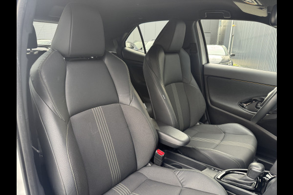 Toyota Yaris Cross 1.5 Hybrid Adventure | Treeplanken | Head-up | BSM | Rijklaar!!