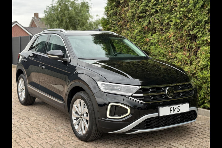 Volkswagen T-Roc 1.5 TSI Style CarPlay Panorama