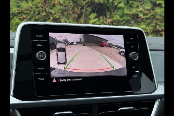 Volkswagen T-Roc 1.5 TSI Style CarPlay Panorama