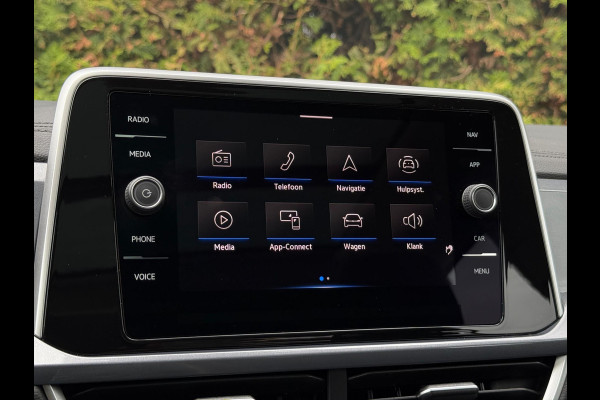 Volkswagen T-Roc 1.5 TSI Style CarPlay Panorama