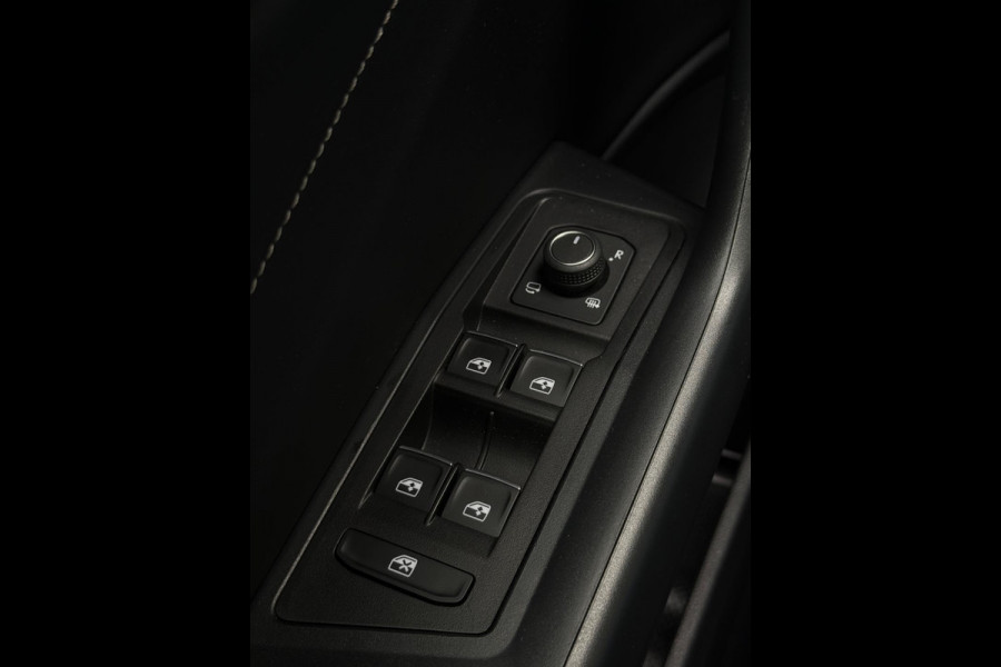 Volkswagen T-Roc 1.5 TSI Style CarPlay Panorama