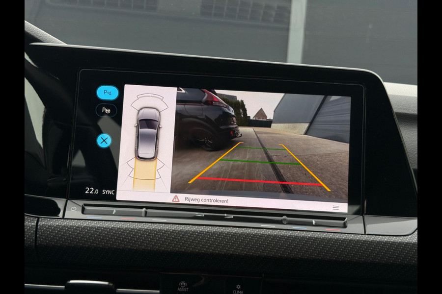 Volkswagen Golf 1.5 eTSI 3x R-Line CarPlay Camera