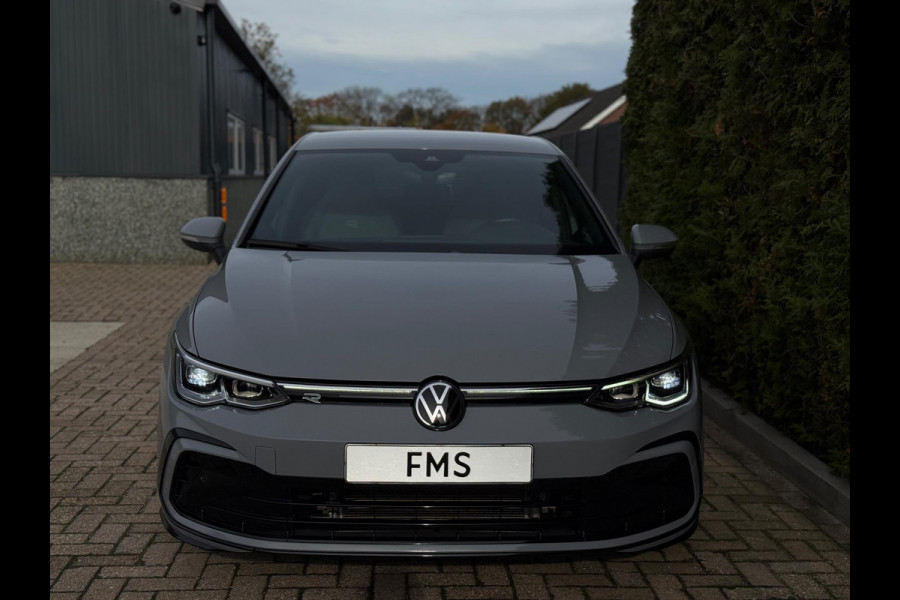 Volkswagen Golf 1.5 eTSI 3x R-Line CarPlay Camera