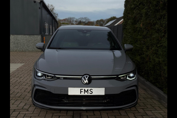 Volkswagen Golf 1.5 eTSI 3x R-Line CarPlay Camera