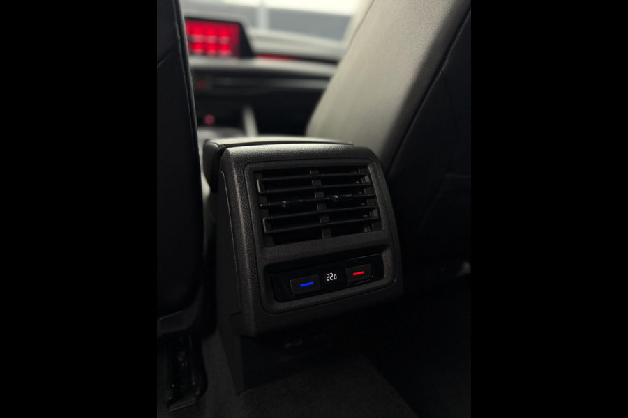 Volkswagen Golf 1.5 eTSI 3x R-Line CarPlay Camera