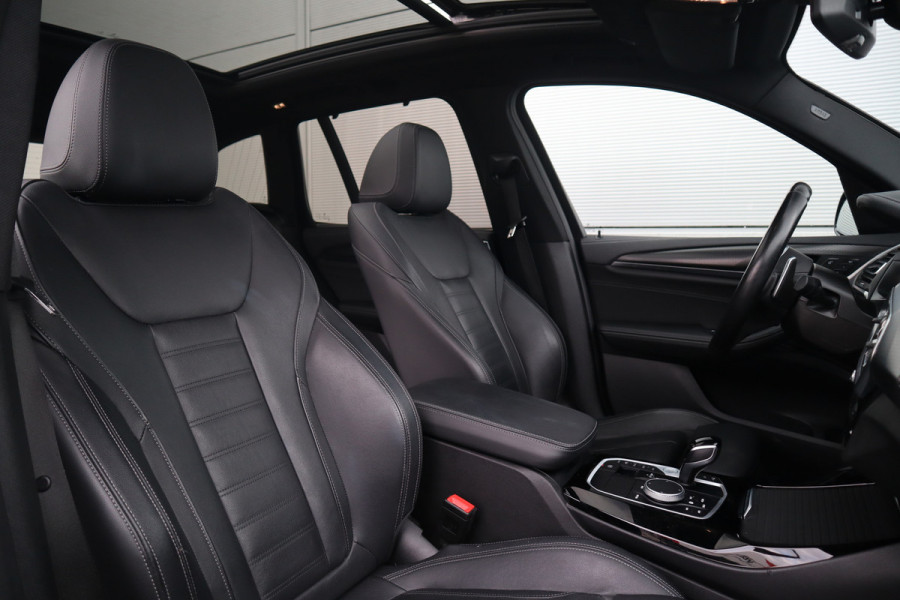 BMW X3 xDrive30e High Executive Pano / 360 cam / Elec stoelen / Trekhaak /
