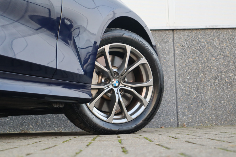 BMW 3-serie 330e High Executive Adaptieve cruise / 360 / Head-up / Harman Kardon / Dode hoek / Leder /