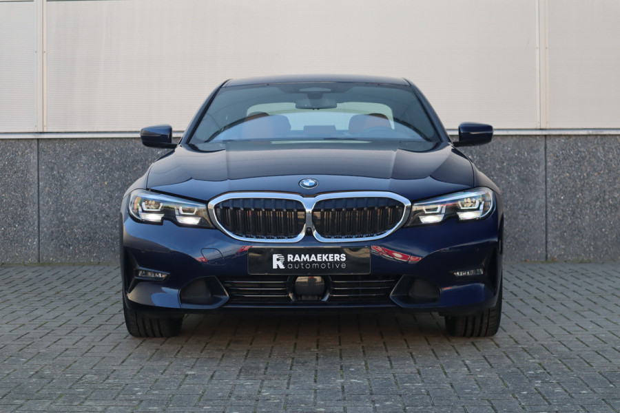 BMW 3-serie 330e High Executive Adaptieve cruise / 360 / Head-up / Harman Kardon / Dode hoek / Leder /